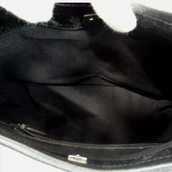 authentic Gucci handbag - Picture 6 of 9